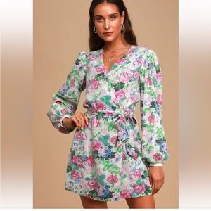 ANTHROPOLOGIE WAYF loretta sequin Floral V-Neck Dress with Long Sleeves